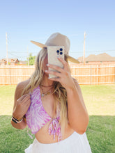Load image into Gallery viewer, Jungle Dreams Halter
