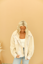 Load image into Gallery viewer, Ecru Coat
