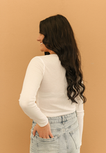 Load image into Gallery viewer, It Girl White Crop
