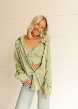 Load image into Gallery viewer, Lime Silk Dress Shirt (Suggested as a Set)
