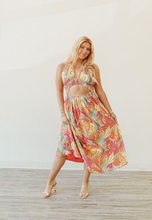 Load image into Gallery viewer, Tropic Like It's Hot Dress

